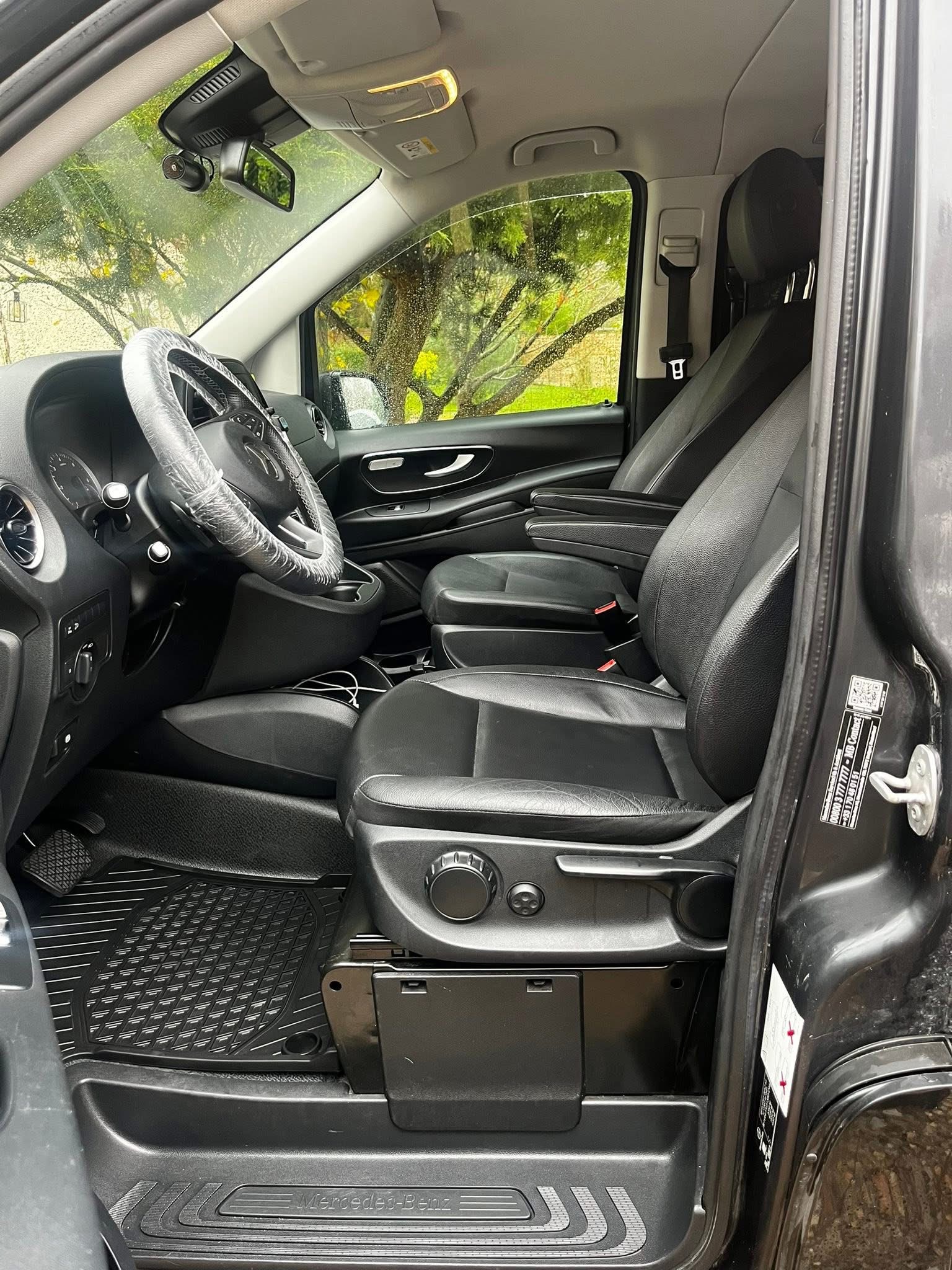 Nettoyage intérieur complet automobile